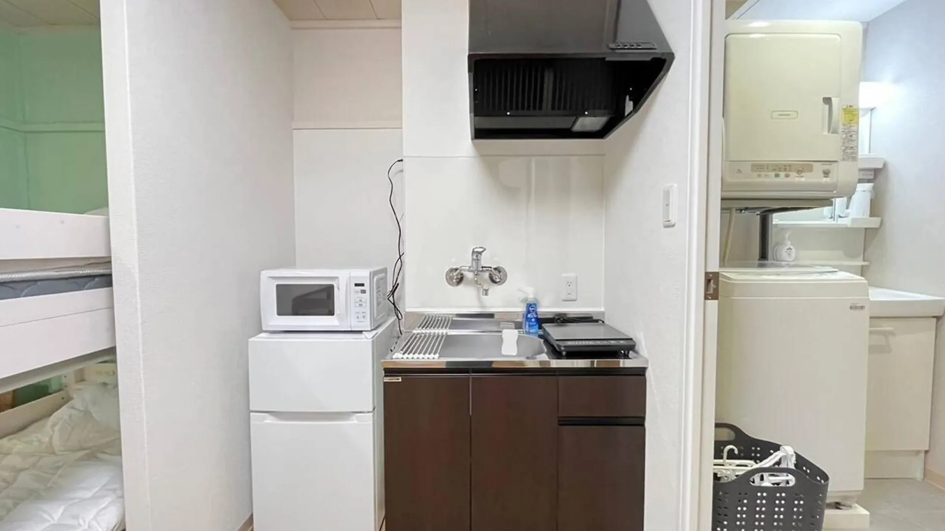 Matsuyamachi Building 4F /Mb4 Apartment Osaka
