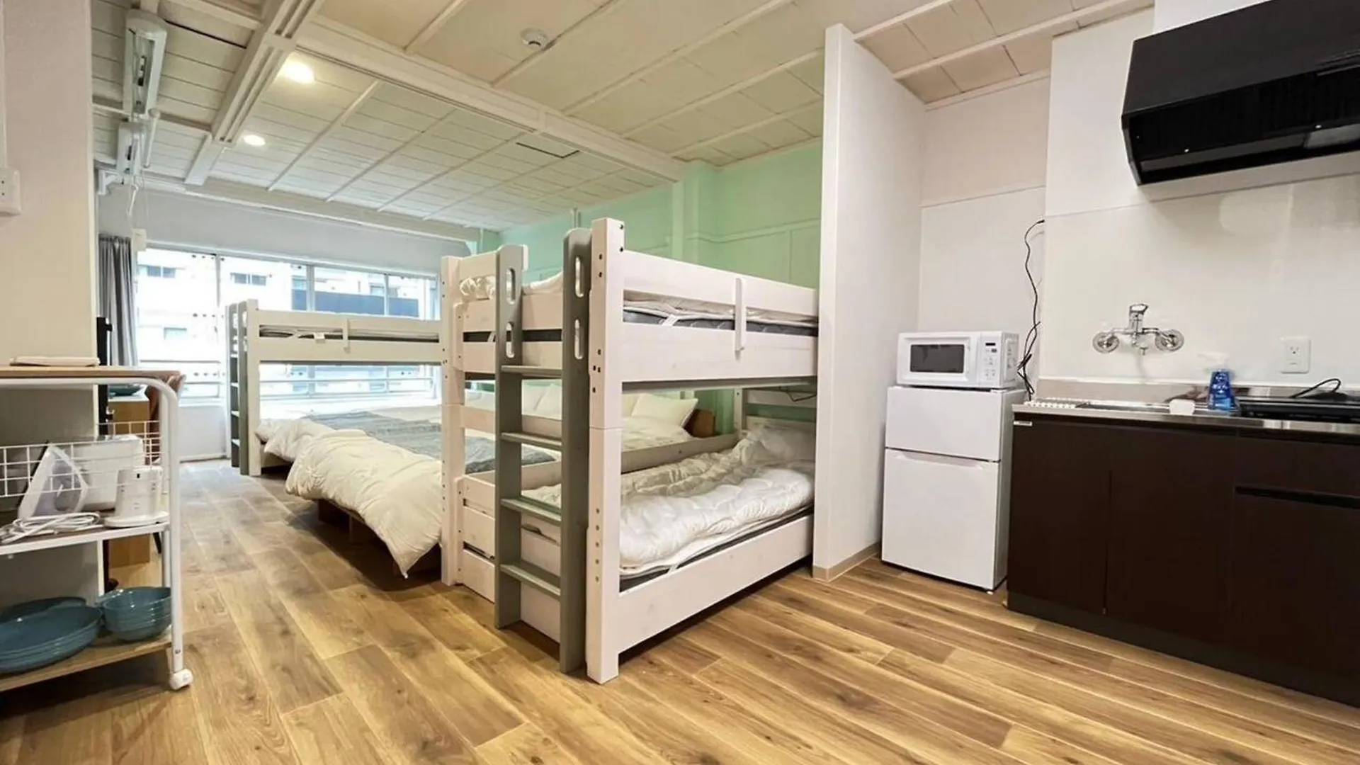 Matsuyamachi Building 4F /Mb4 Apartment Osaka 0*,  Japan